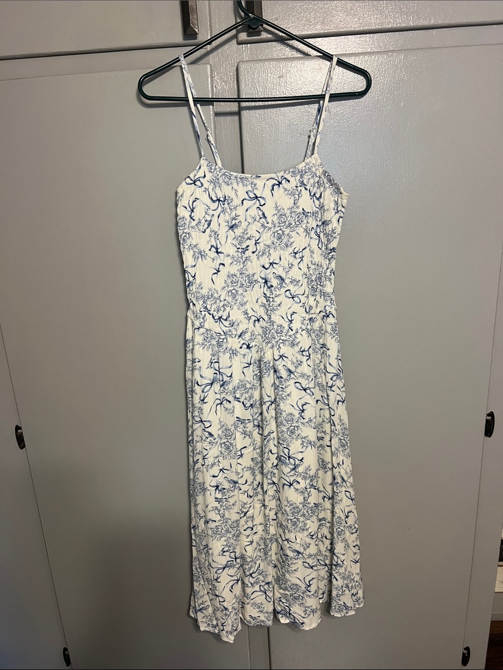 Summer White Maxi Dress with Blue Floral Print and Spaghetti Straps